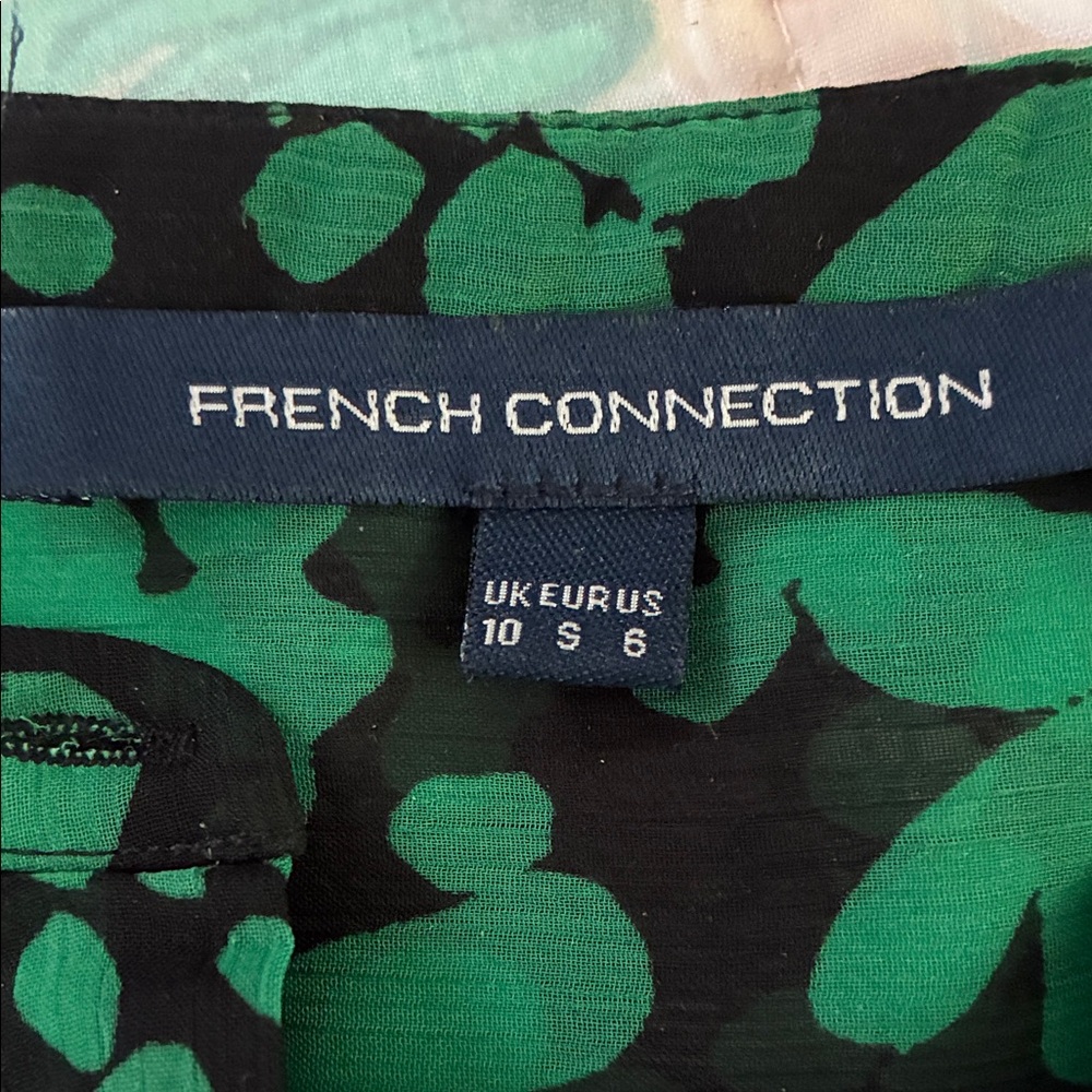 French Connection Black and Green Floral Blouse - Picture 5 of 5